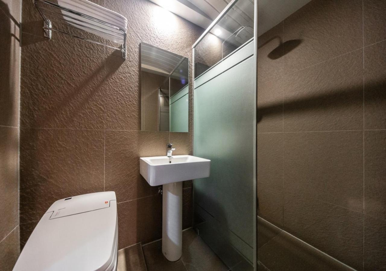 West In Hotel Yeosu Bagian luar foto