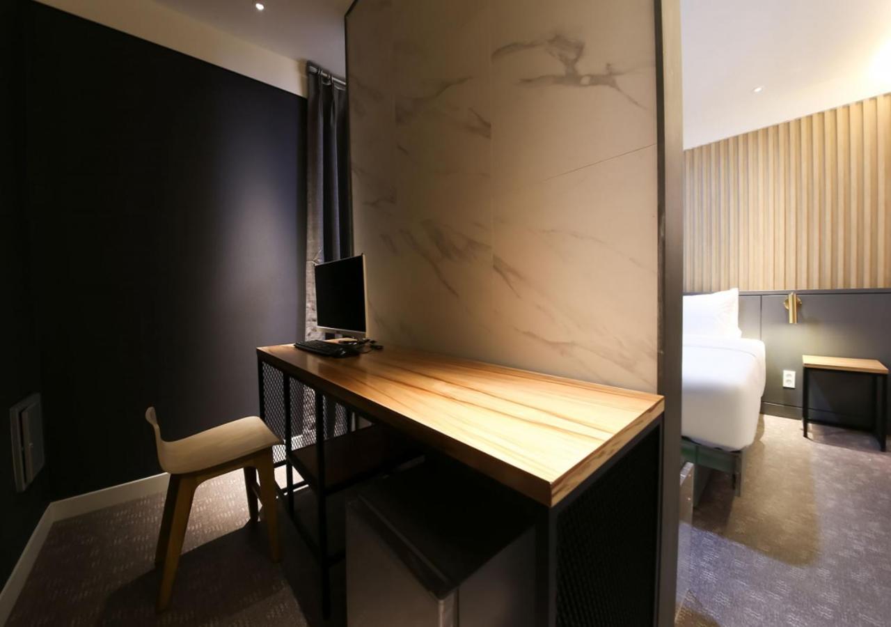 West In Hotel Yeosu Bagian luar foto