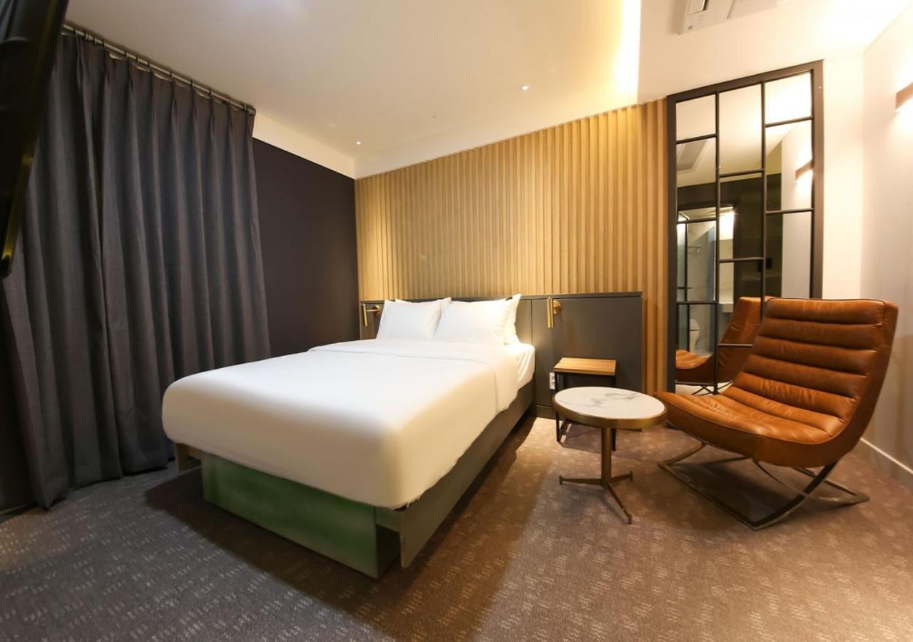 West In Hotel Yeosu Bagian luar foto