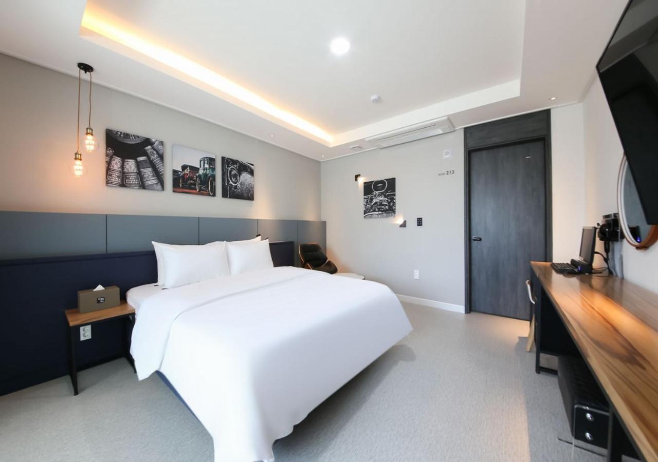 West In Hotel Yeosu Bagian luar foto